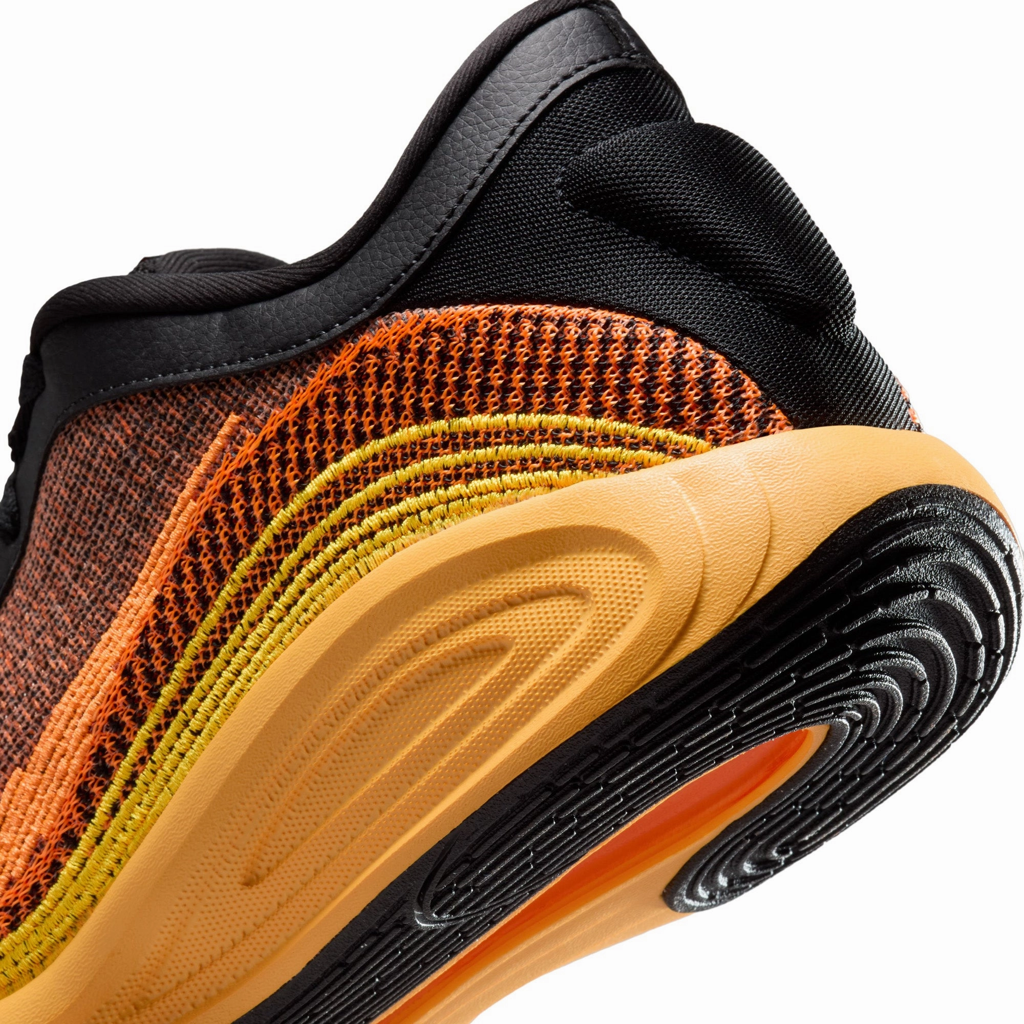 G.T. Hustle Academy Men's Basketball Shoes