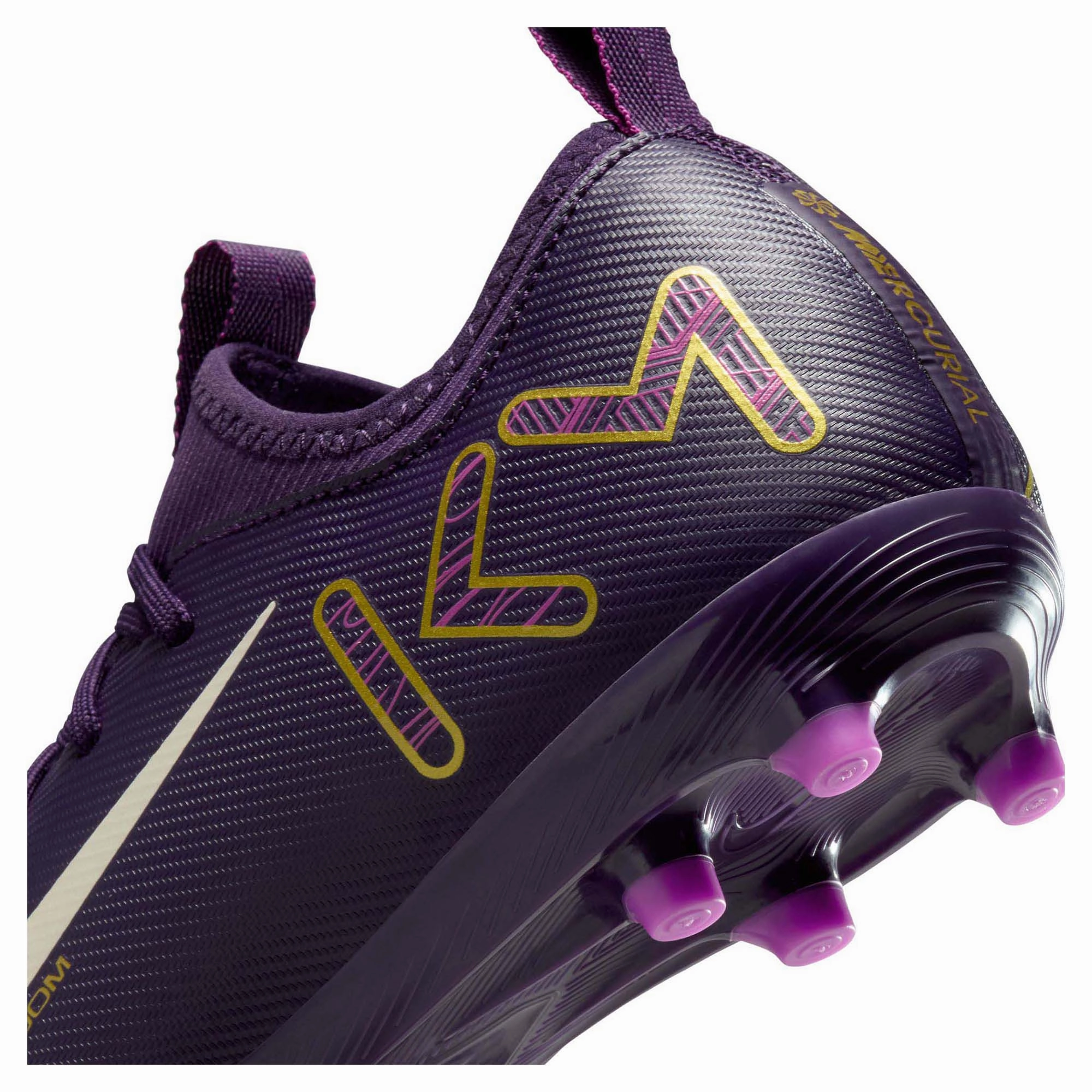 Jr. Mercurial Vapor 16 Academy Kylian Mbappé Multi Ground Low Top Junior's Football