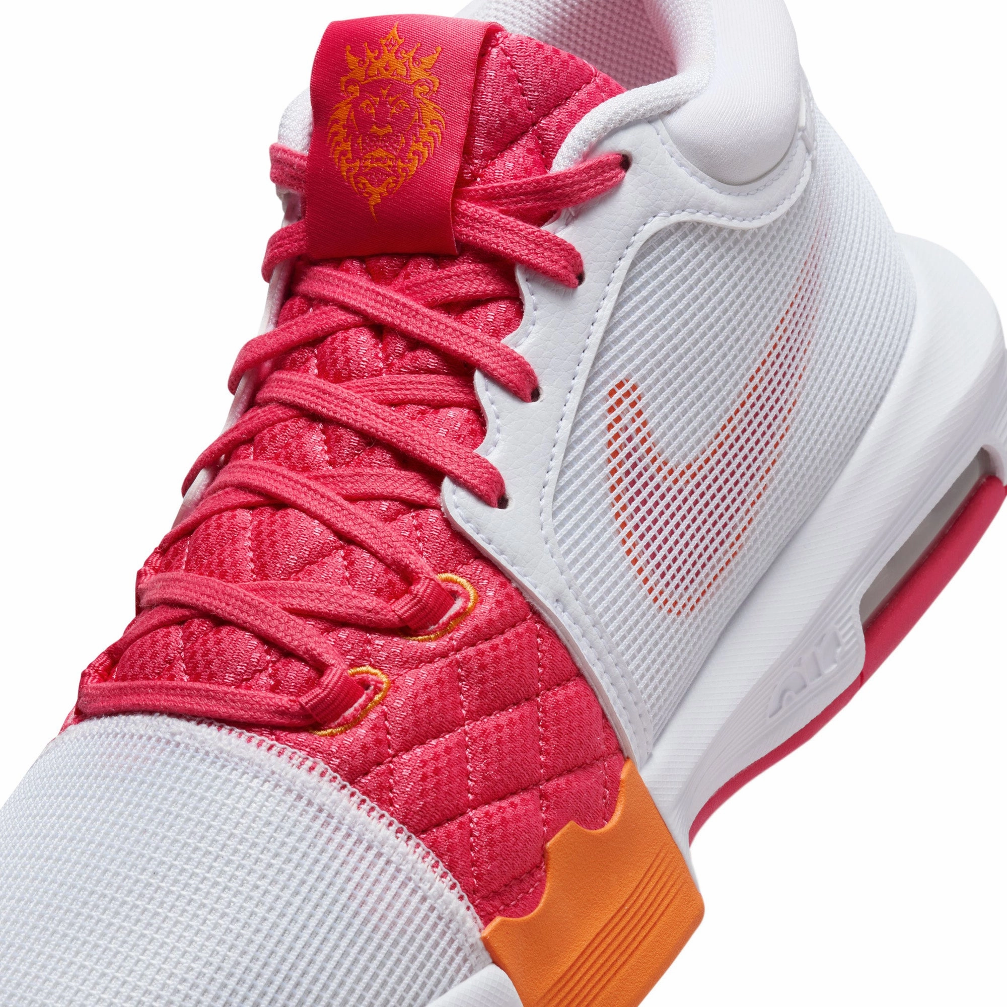 LeBron Witness 8 Men's Basketball Shoes