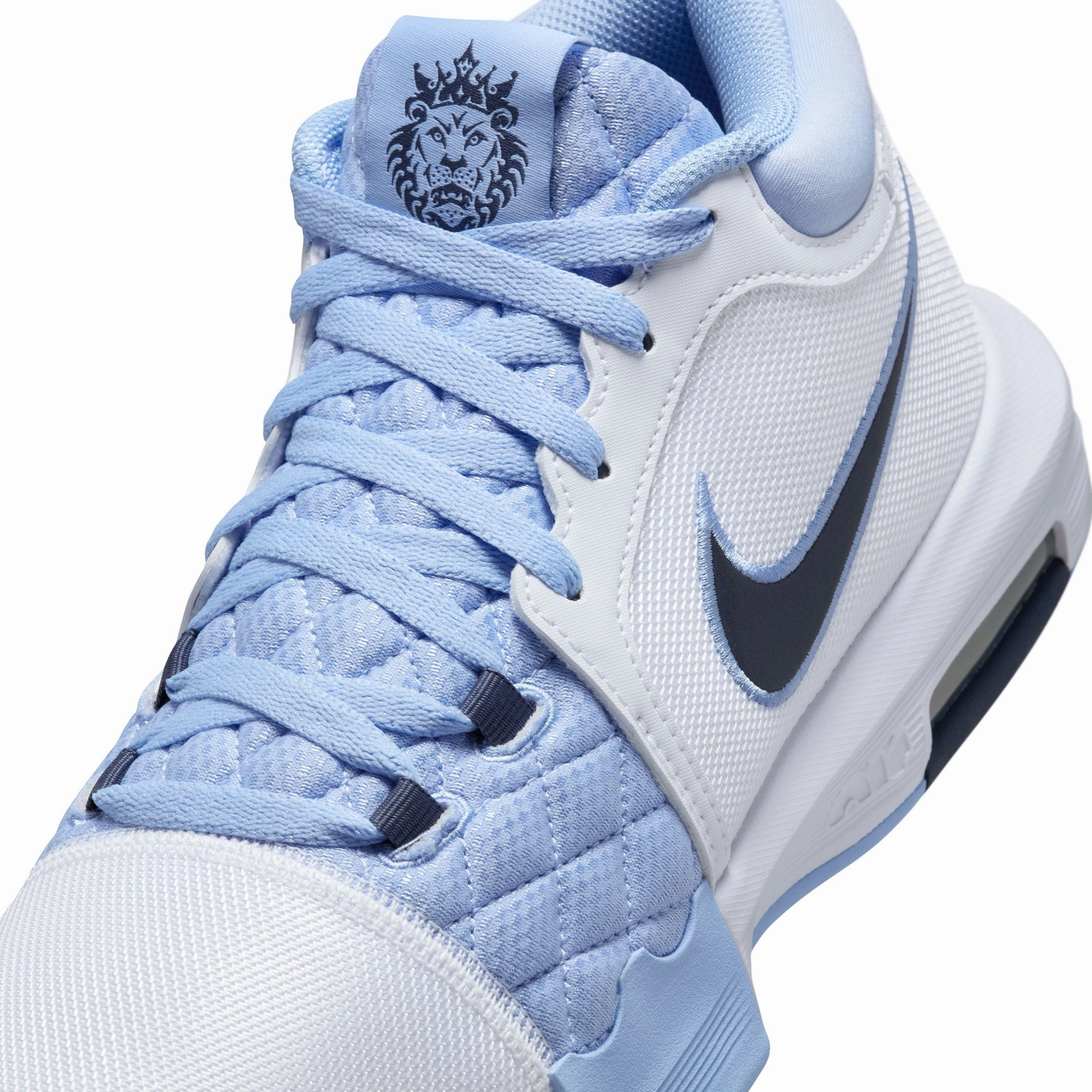 Lebron Witness VIII Men's Basketball Shoes