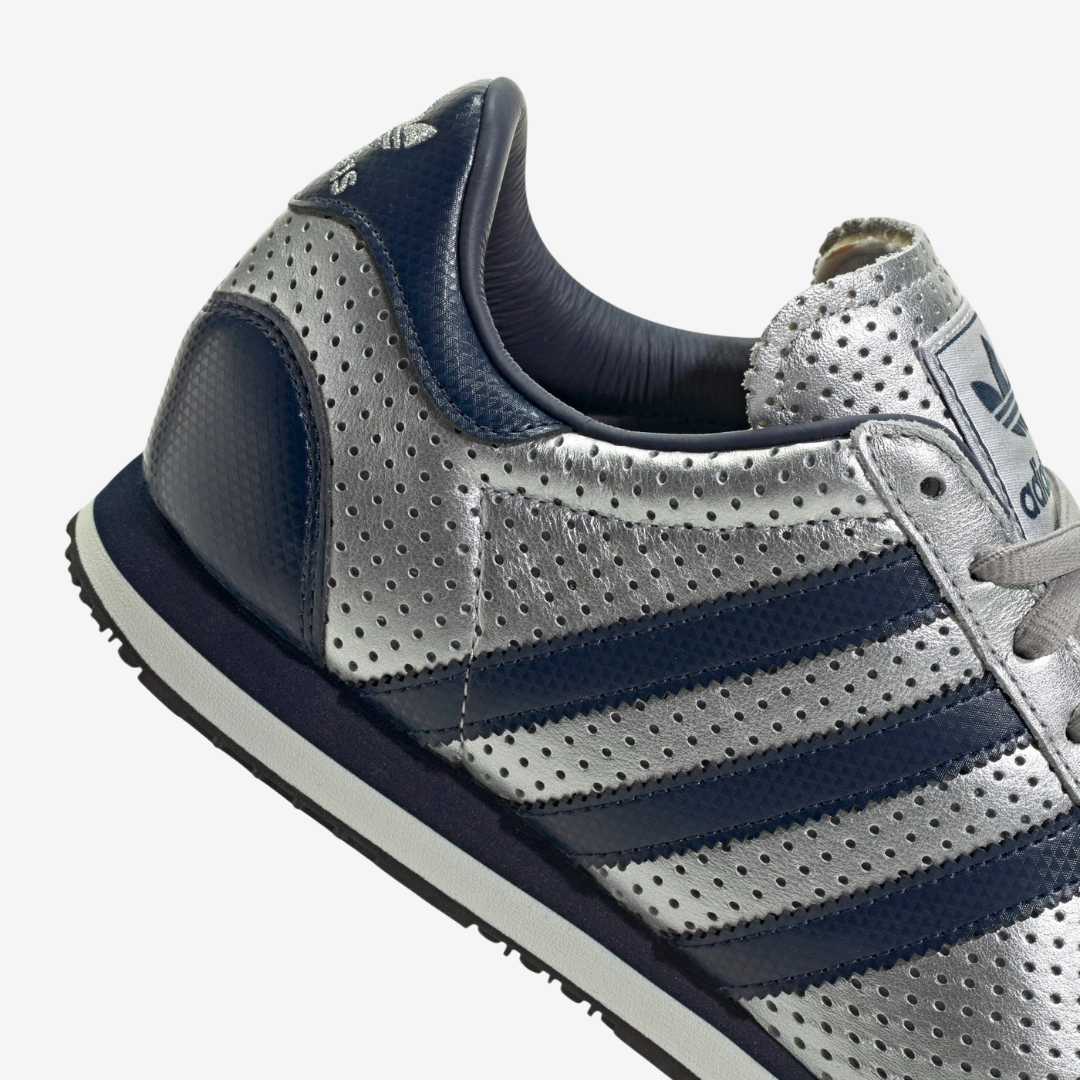 mens adidas galaxy og (silver/indigo)