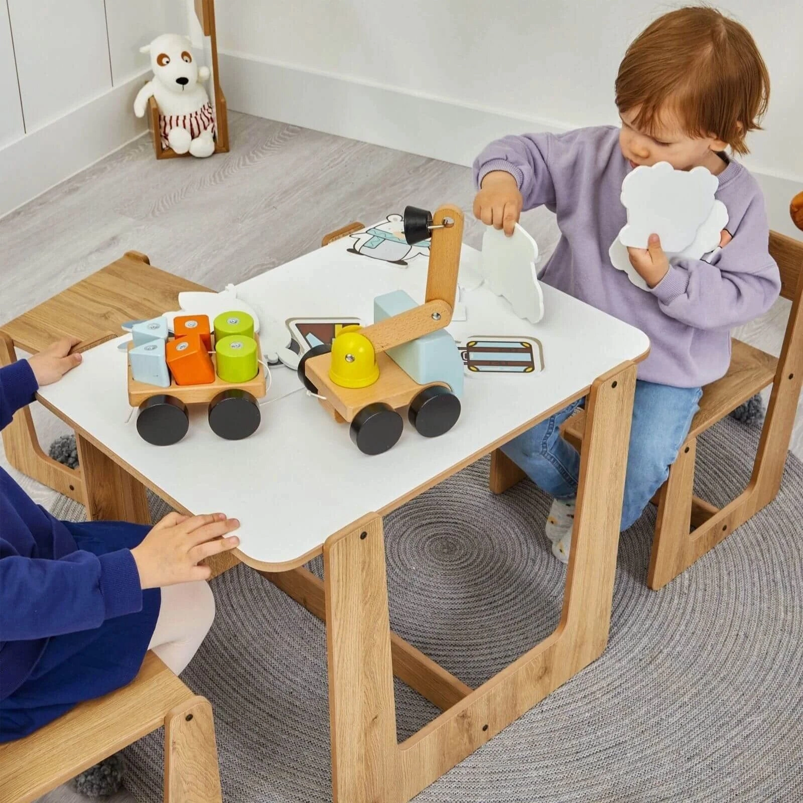 Minera Crane Table and Chair Set
