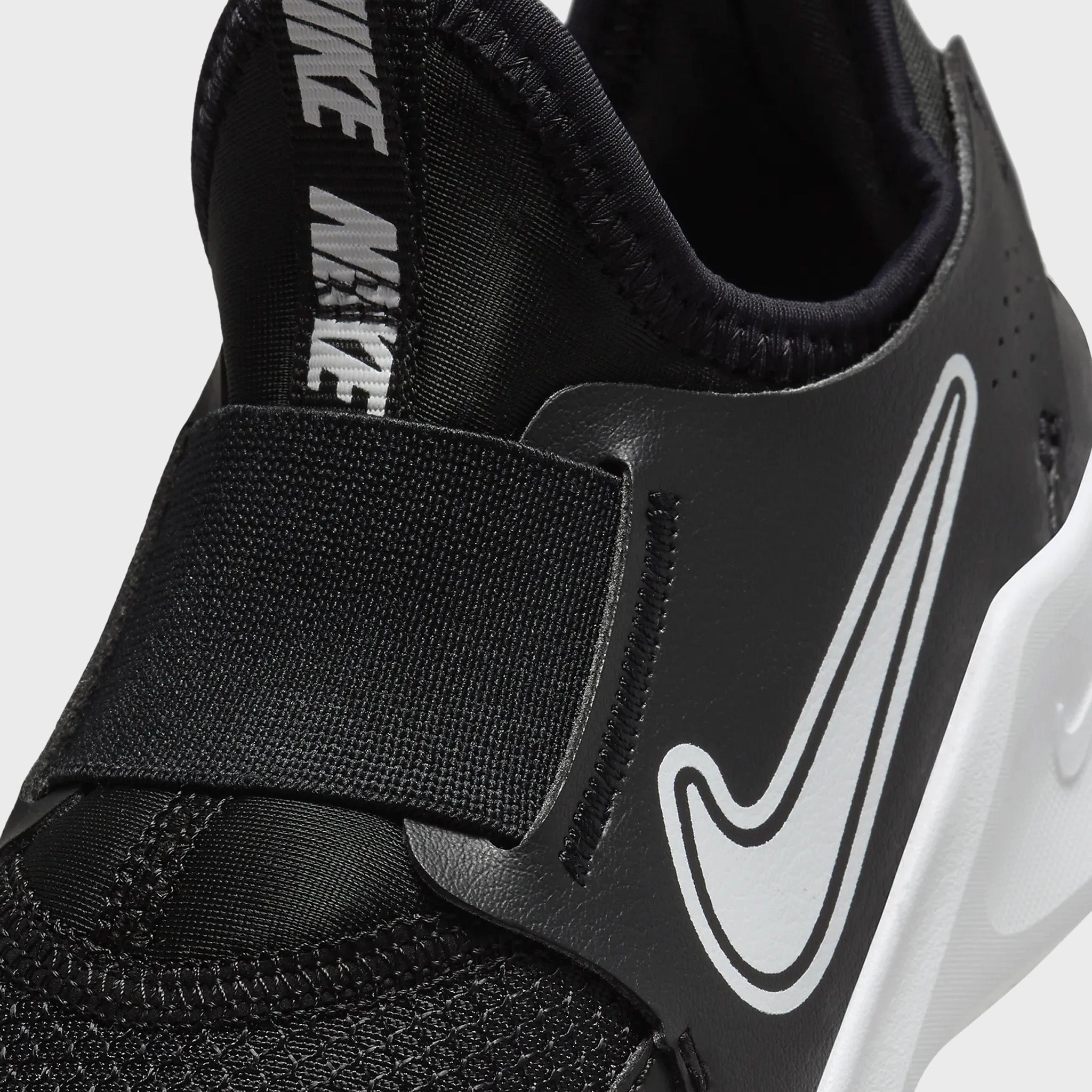 Nike Flex Runner 3 PS Black / White