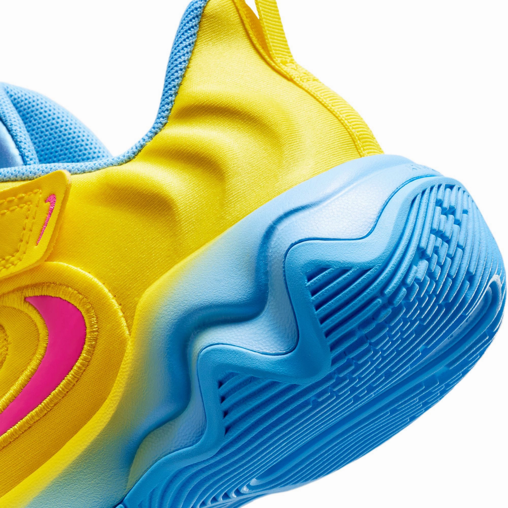Nike Giannis Immortality 4 Little Kids Shoes