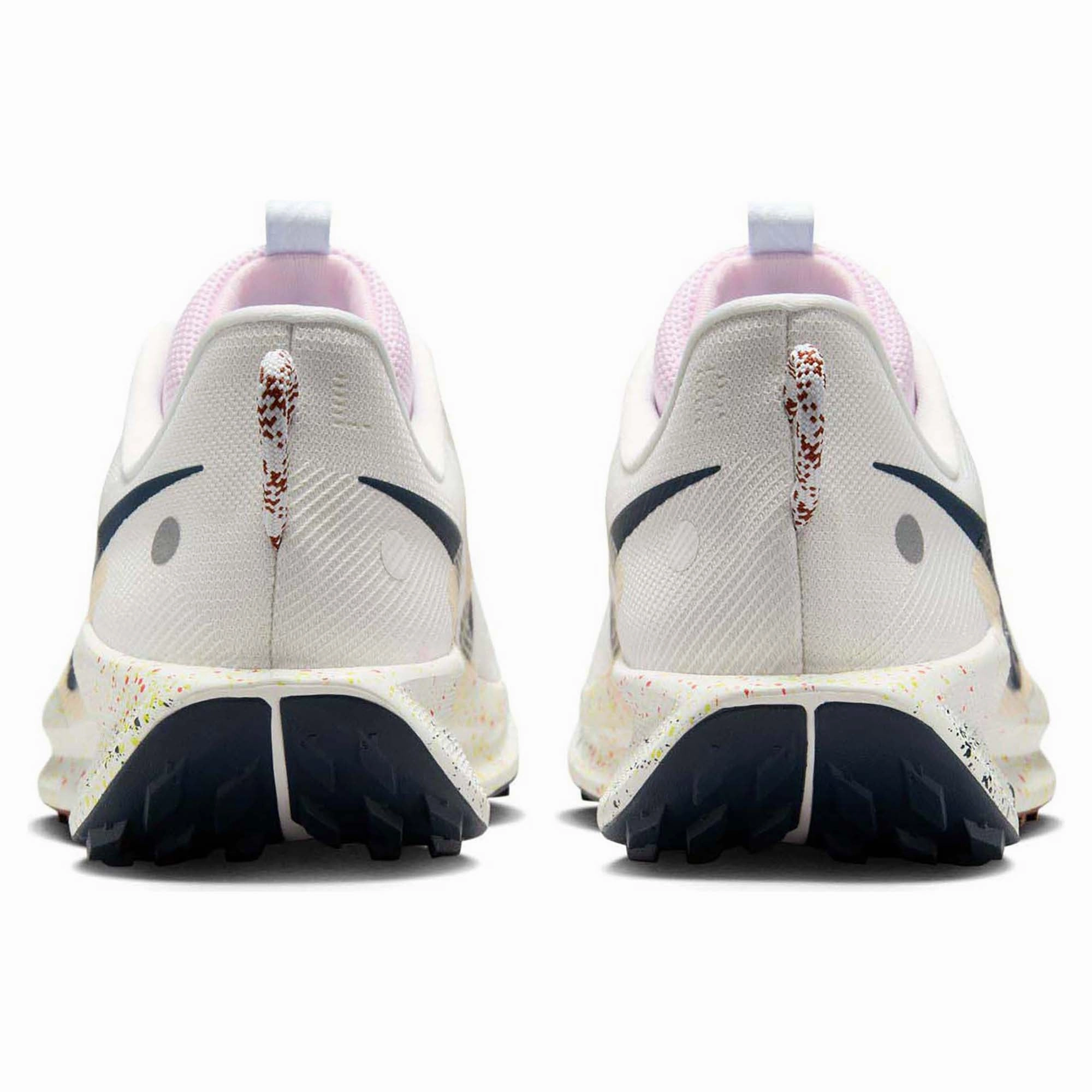 Pegasus Trail 5 Men's Trail Running Shoes
