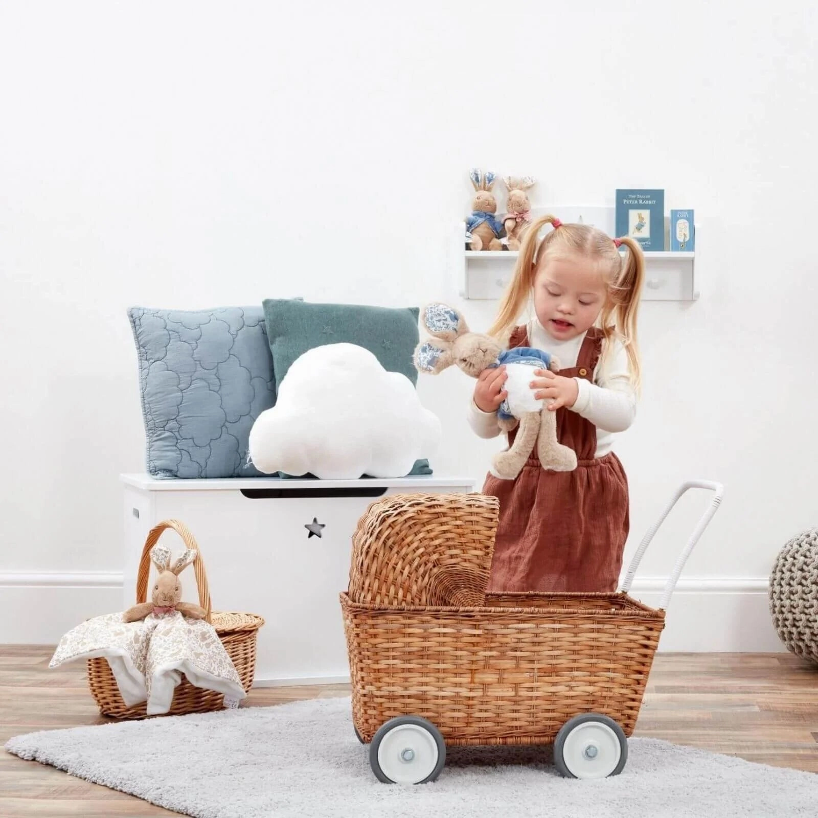 Peter Rabbit Deluxe Soft Toy