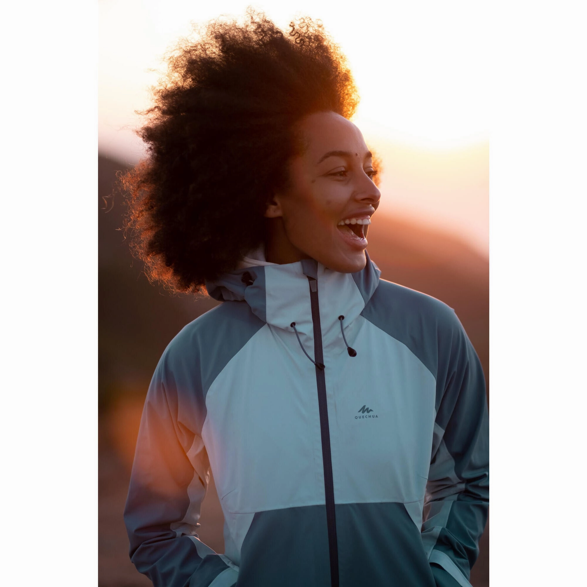 Quechua Women's MH500 Waterproof Jacket